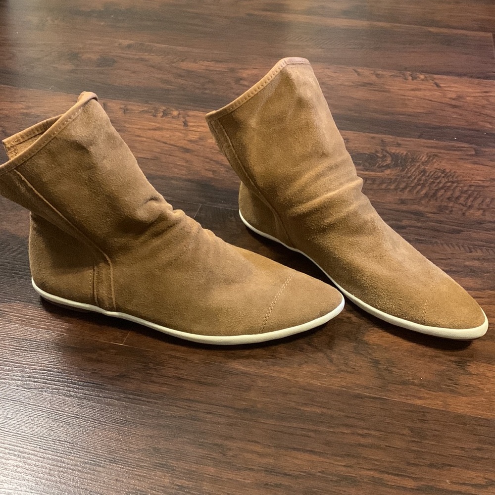 Sanuk Womens Kat Sphynx Slouch Boots Tan Suede